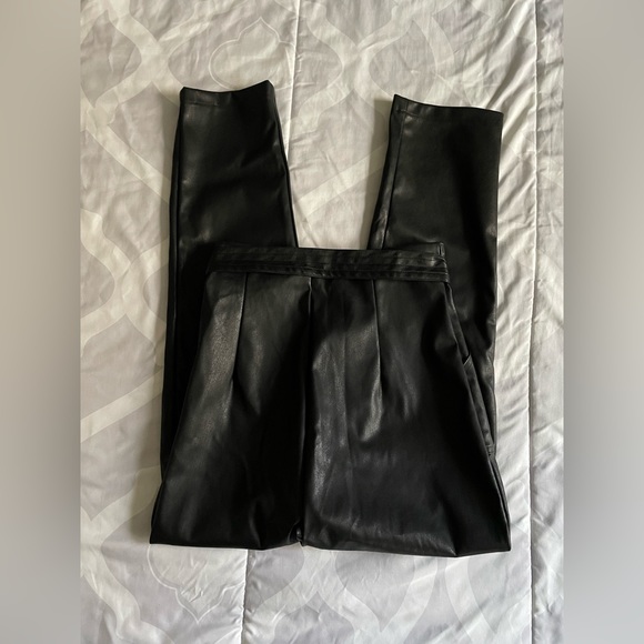 Superdown Chanice Buckle Pants - Picture 9 of 10